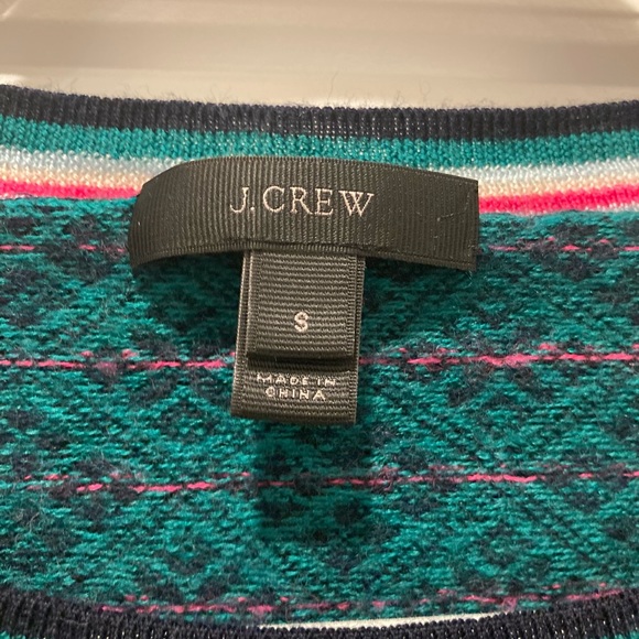 Cute and comfy J. Crew sweater! - Picture 2 of 10
